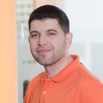 Dr. med. dent. Yasser Kheralla Dr. med. dent. Yasser Kheralla